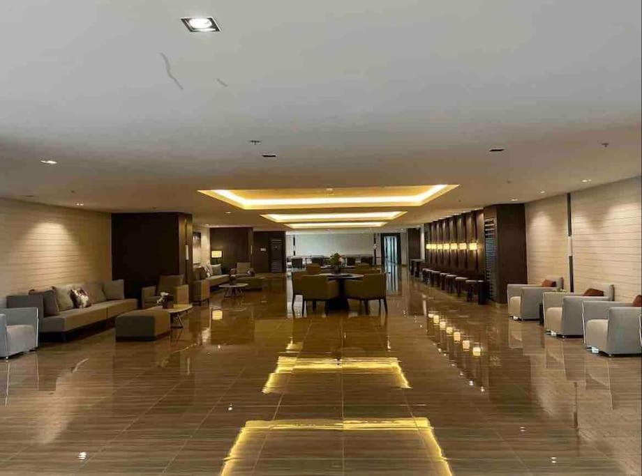 Apartment In Air Residences, Makati With Wifi, Netflix, Pool, Mall And More Manila Kültér fotó
