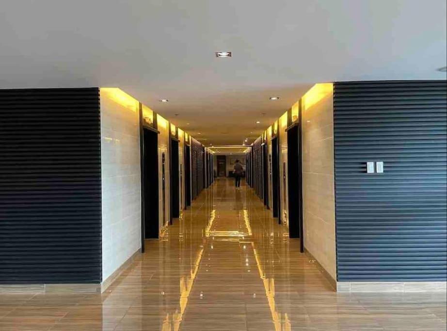 Apartment In Air Residences, Makati With Wifi, Netflix, Pool, Mall And More Manila Kültér fotó