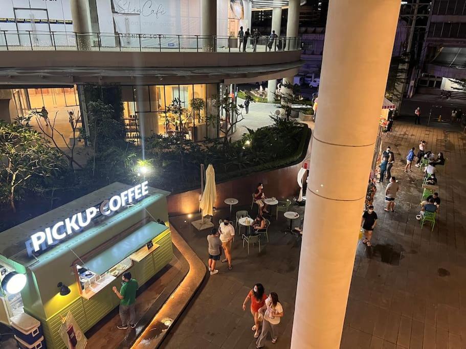 Apartment In Air Residences, Makati With Wifi, Netflix, Pool, Mall And More Manila Kültér fotó