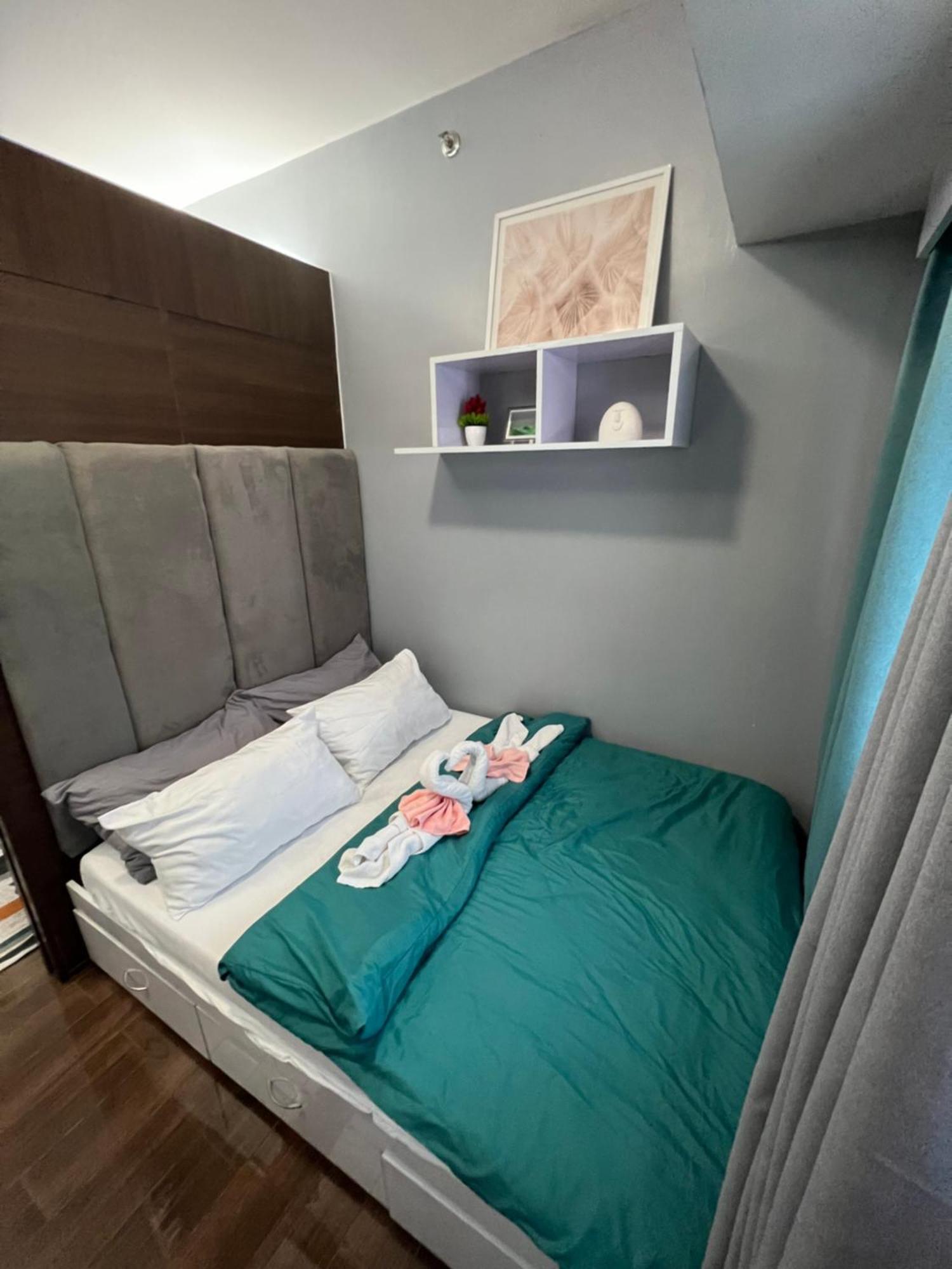 Apartment In Air Residences, Makati With Wifi, Netflix, Pool, Mall And More Manila Kültér fotó